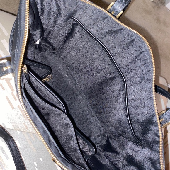 MICHEAL KORS PURSE - Picture 3 of 4